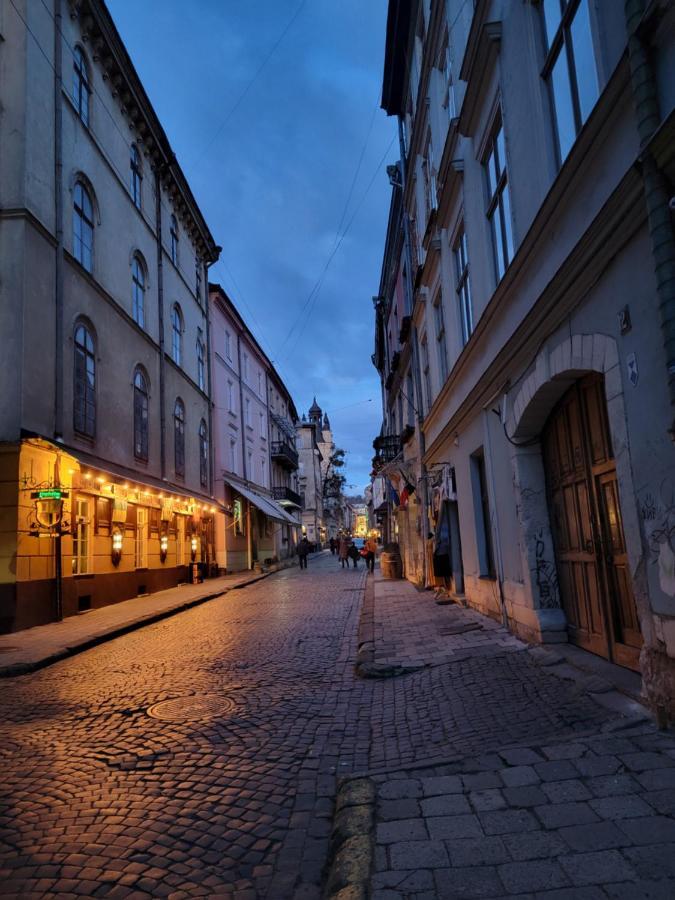 Warm & Cozy Apartment In The Heart Of Historical Lemberg Exterior foto